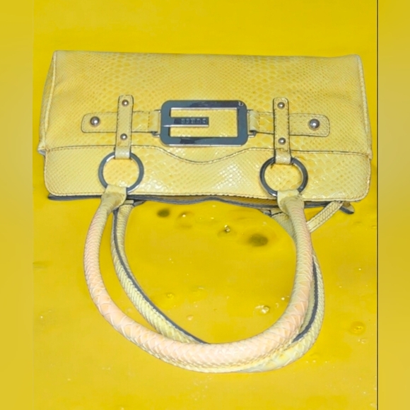 VIntage Guess Yellow Snakeskin Satchel/Shoulder Bag With A G Buckle - Picture 7 of 16